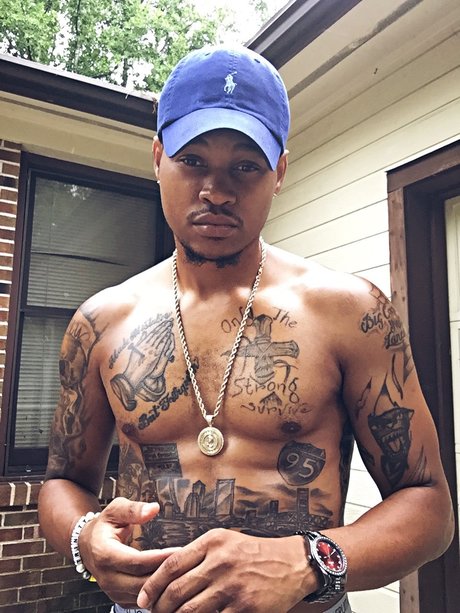 GQ afterhours nus étoiles archive