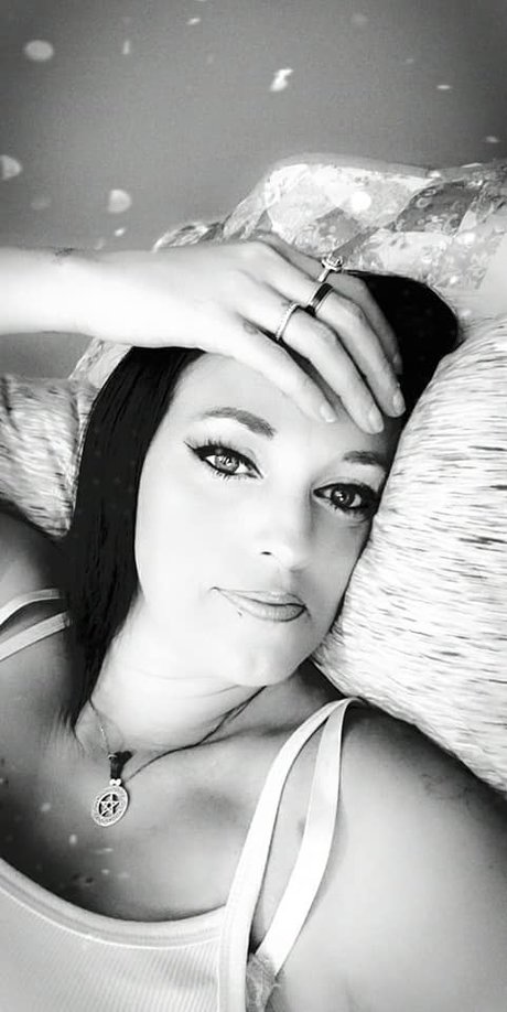 plage seins nus onlyfans haute qualité sympa photo