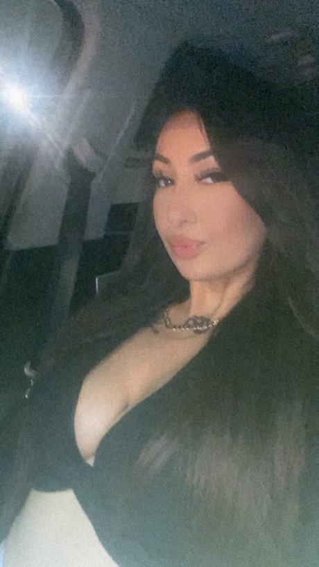 Onlyfeli actrice érotique img