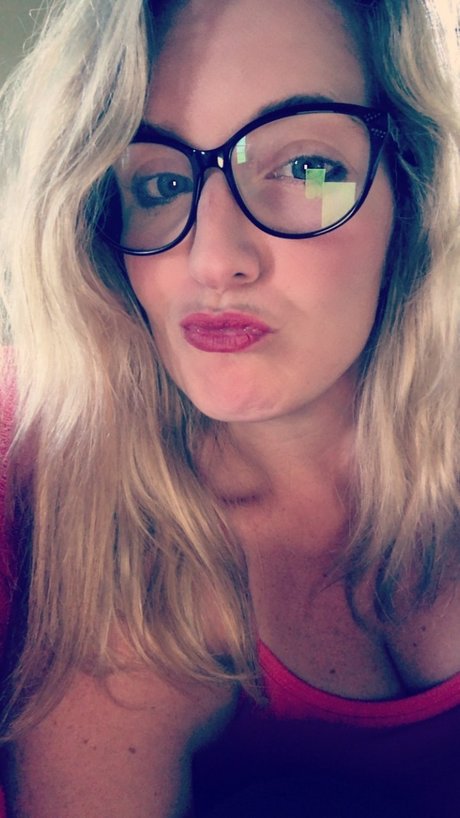 CurvyCaliGirlGoneSouth modèle artistique images