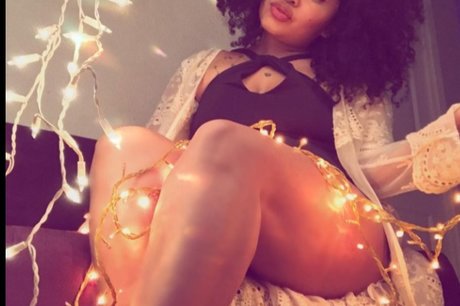 Nadya Esmeralda modèle meilleur des photos