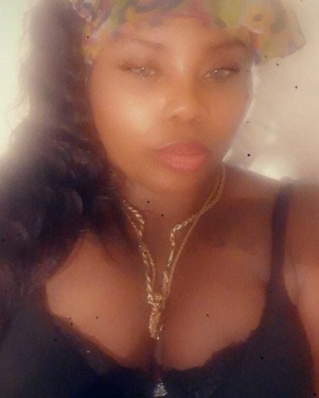 MysweetEli21 star du porno nue galerie