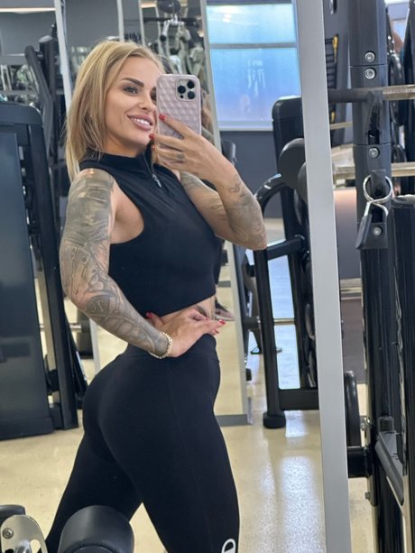 Naomi Star VIP_ étoile photo