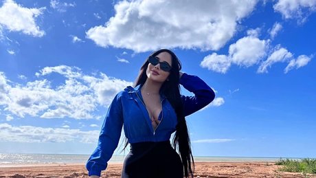 Emny Rodriguez étoile érotique galeries