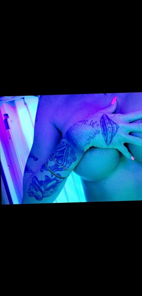 The gonzo couple actrice de nus archive