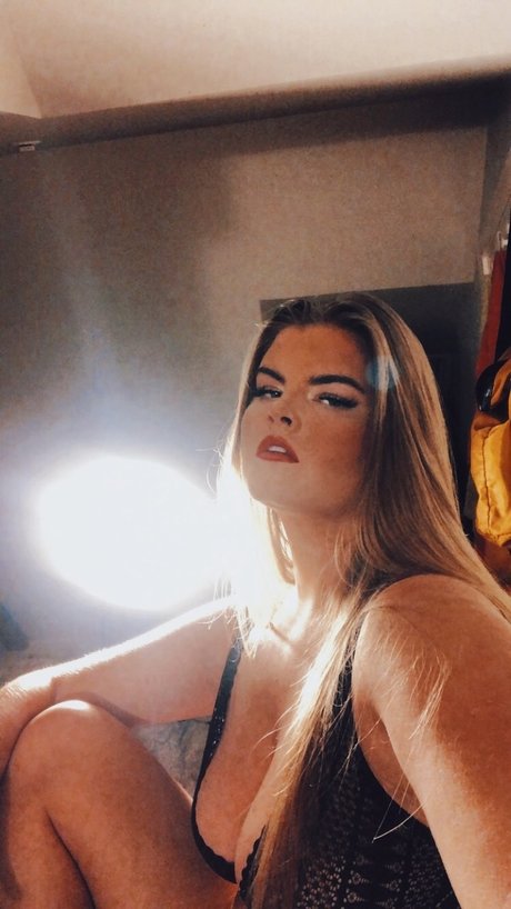 nathalie t star érotique galeries