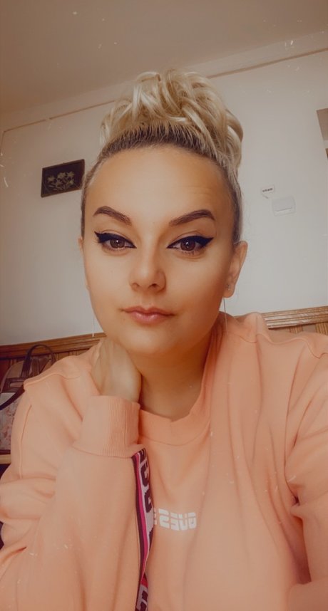 Natalia Iza belle étoile img