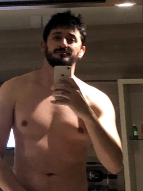 sexe en bikini uniquementfans haut nu img