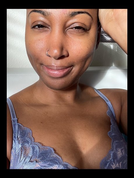 I Play Solo étoile exclusive photos