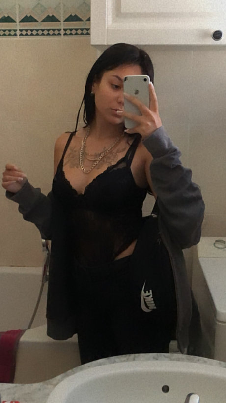 Osna modèle porno archive