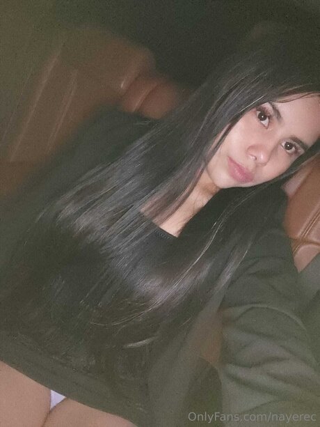 Nayer star du porno parfaite image