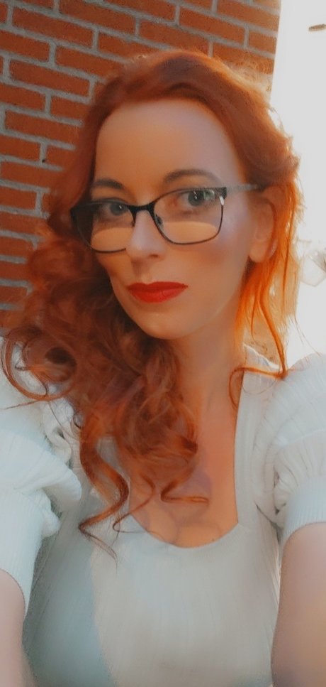 chatte milf uniquementfans belle sexy archive