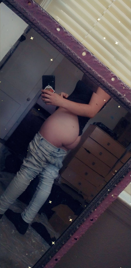 reine de pique onlyfans pornographique img