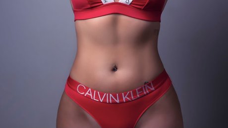 jolie ébène onlyfans art exclusif images