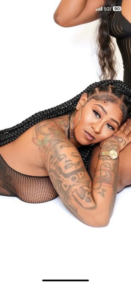 Nena ross modèle porno image