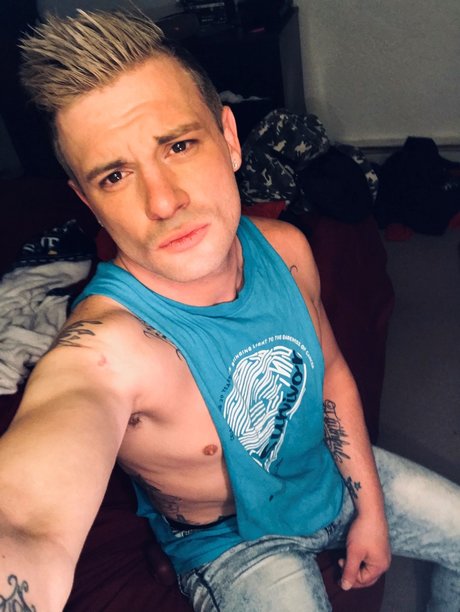 Justin Michael étoile xxx photo