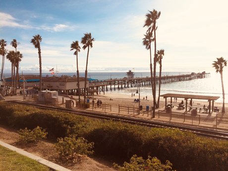 Justin Michael modèle sympa images