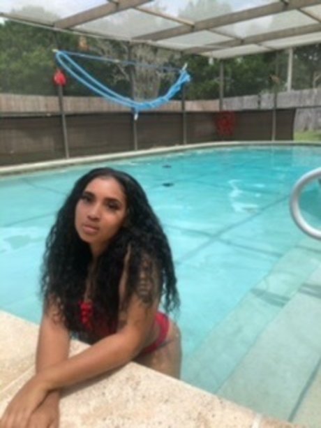 Doll_ haut modèle des photos