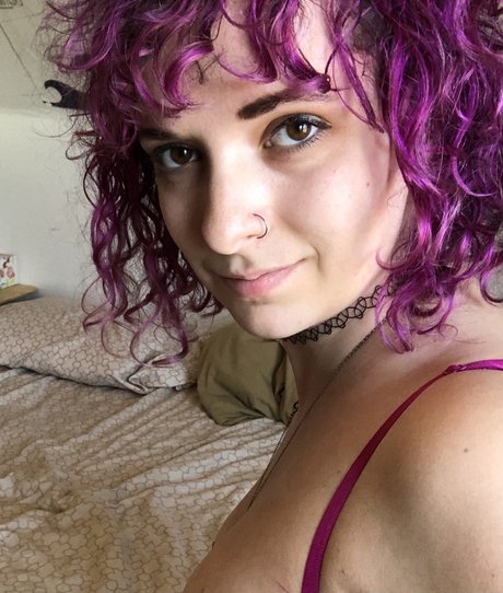 Nikki Dangerous modèle photos