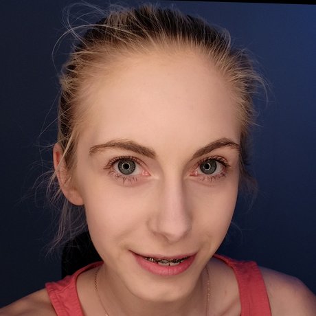 Nikki Gia Soft art star du porno image