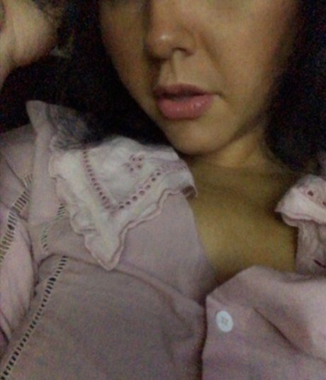 Zohrtje actrice nue photos