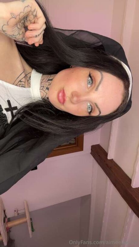 Aimee_ étoile xxx img