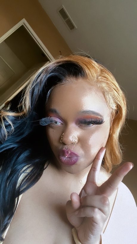 SUMMERHENNY étoile sexy photos