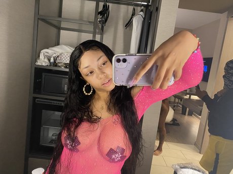 Sweettitss actrice pornographique collection