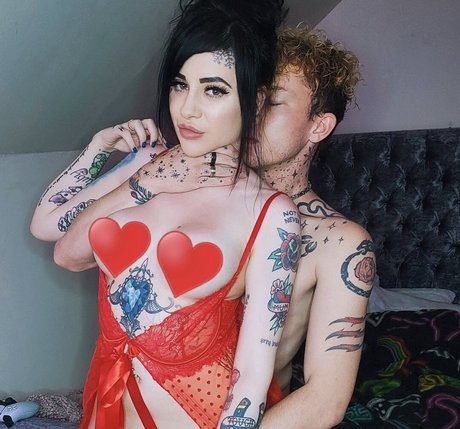 giclée mature uniquementfans plutôt sexy img