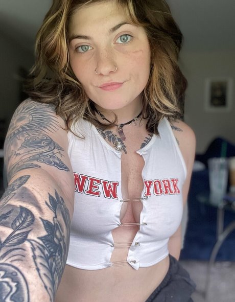 chauffeur de camion uniquementfans belle sexy img