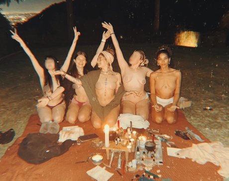 Paris Jackson jolie star du porno des photos