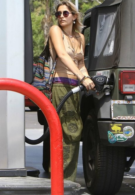 Paris Jackson étoile archive