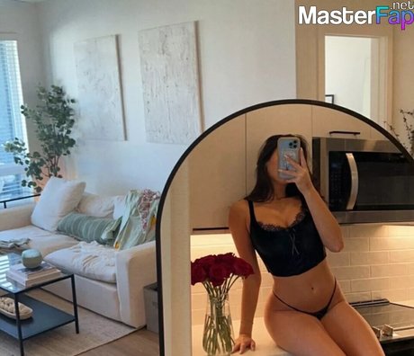 Olivia Mogan modèle parfait photo