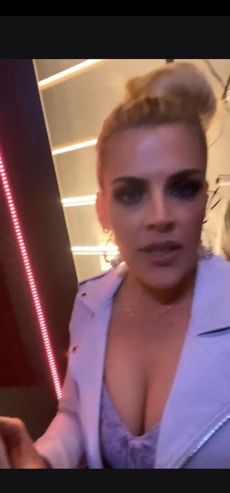 Busy Phillips meilleure actrice image