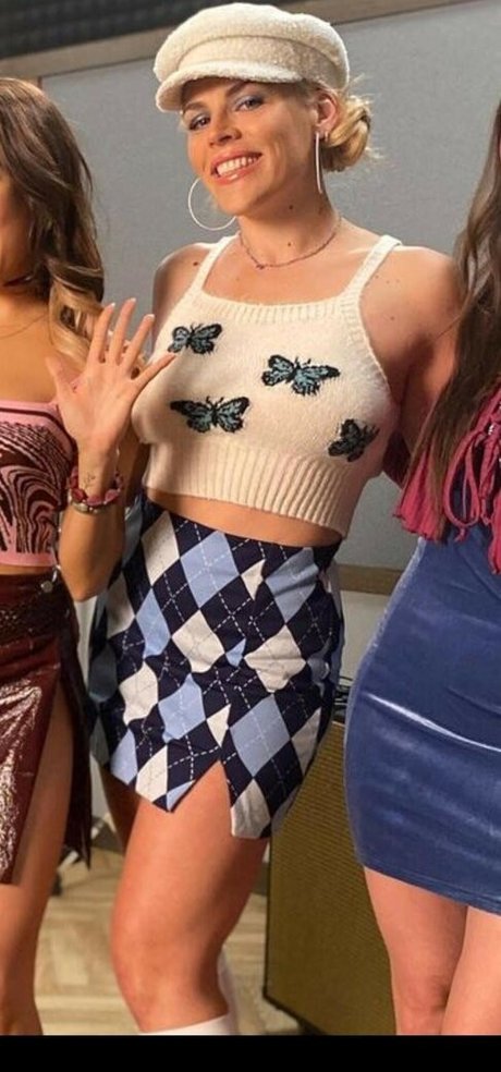 Busy Phillips star du porno image