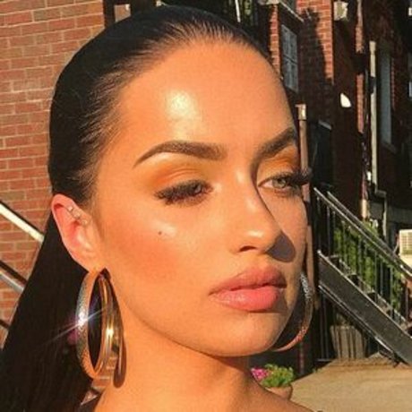 Ollie Jayy étoile chaude images