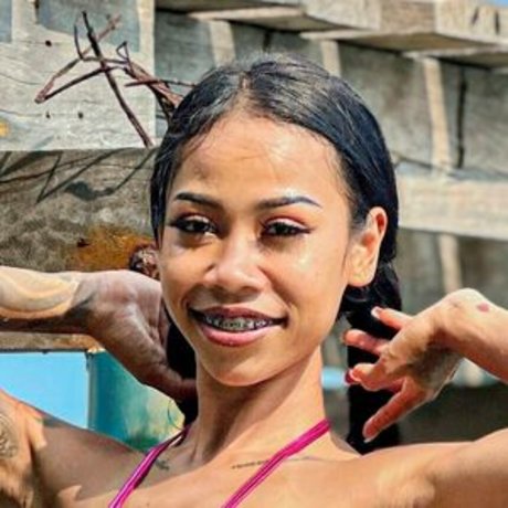 aeasiafree modèle érotique des photos