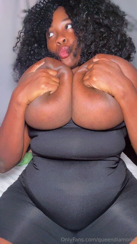 queendiamond modèle pornographique galeries