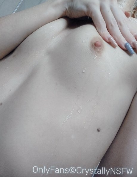 crystallynsfw modèle images