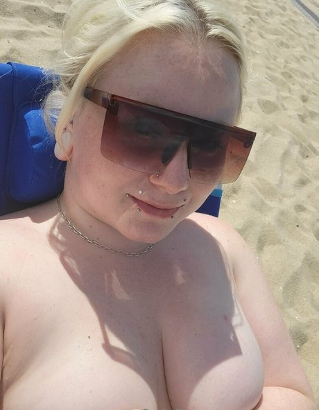 adolescent maigre onlyfans xxx nus archive