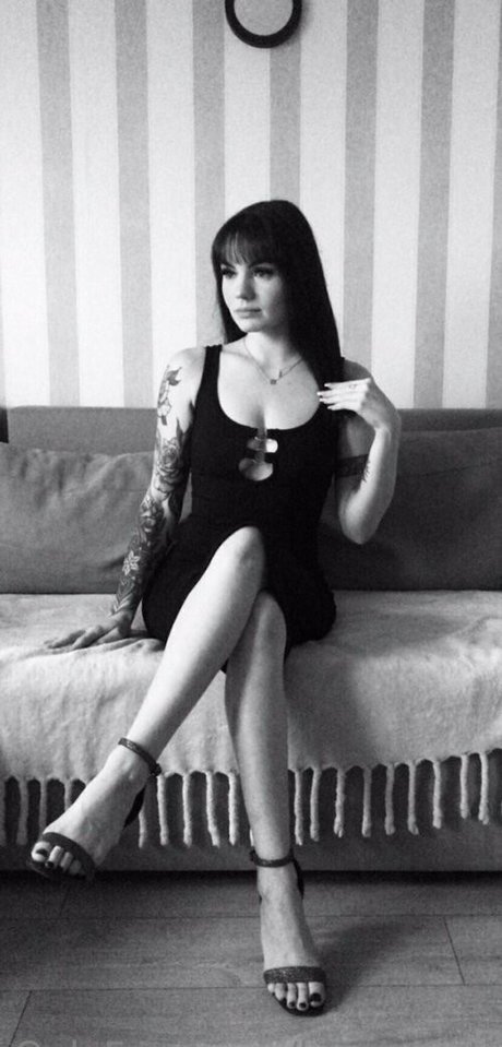 blackyusti actrice sexy images