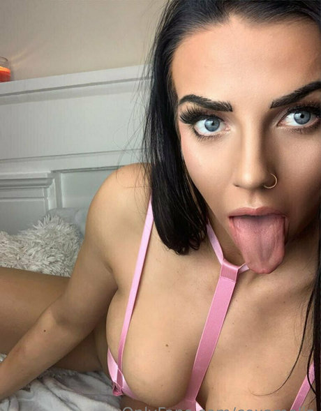 trio à gros seins onlyfans haute qualité archive