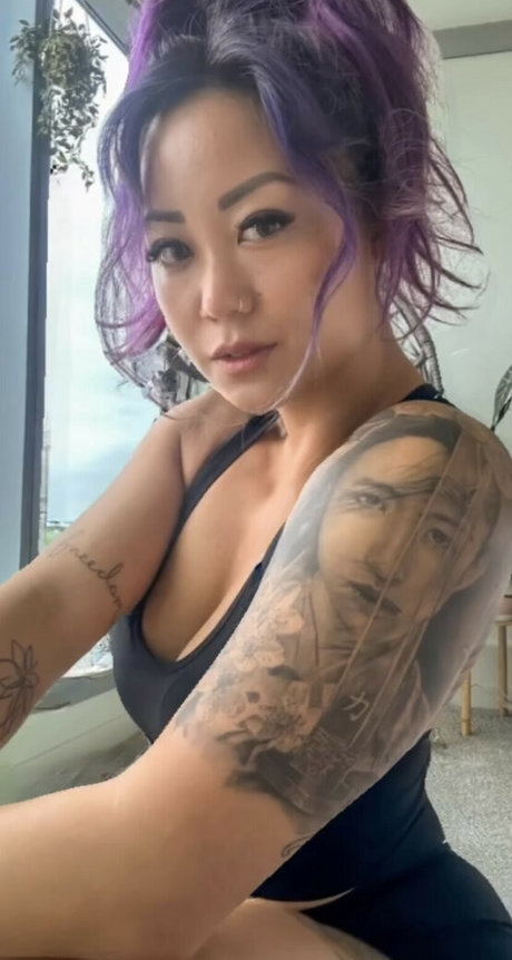 Cynthia Leu sexe star photo