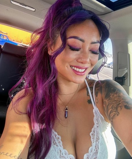 Cynthia Leu beau modèle images