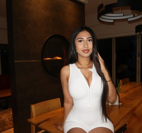 Kareena Bachra xxx étoile img