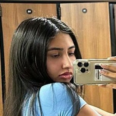 Kareena Bachra étoile xxx archive