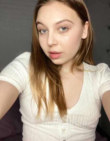 moon less étoile xxx galeries