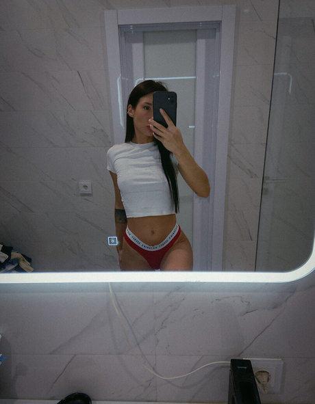 trio à gros seins onlyfans art gratuit galerie