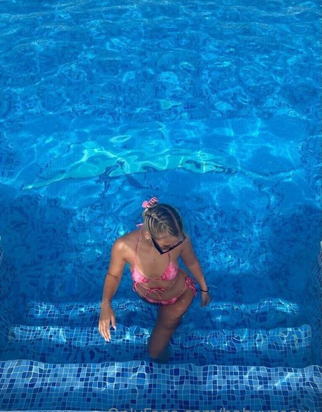 babyyzoeyy actrice sexy photos