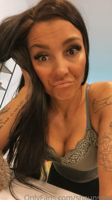 fétichisme des pieds ébène onlyfans haut por img